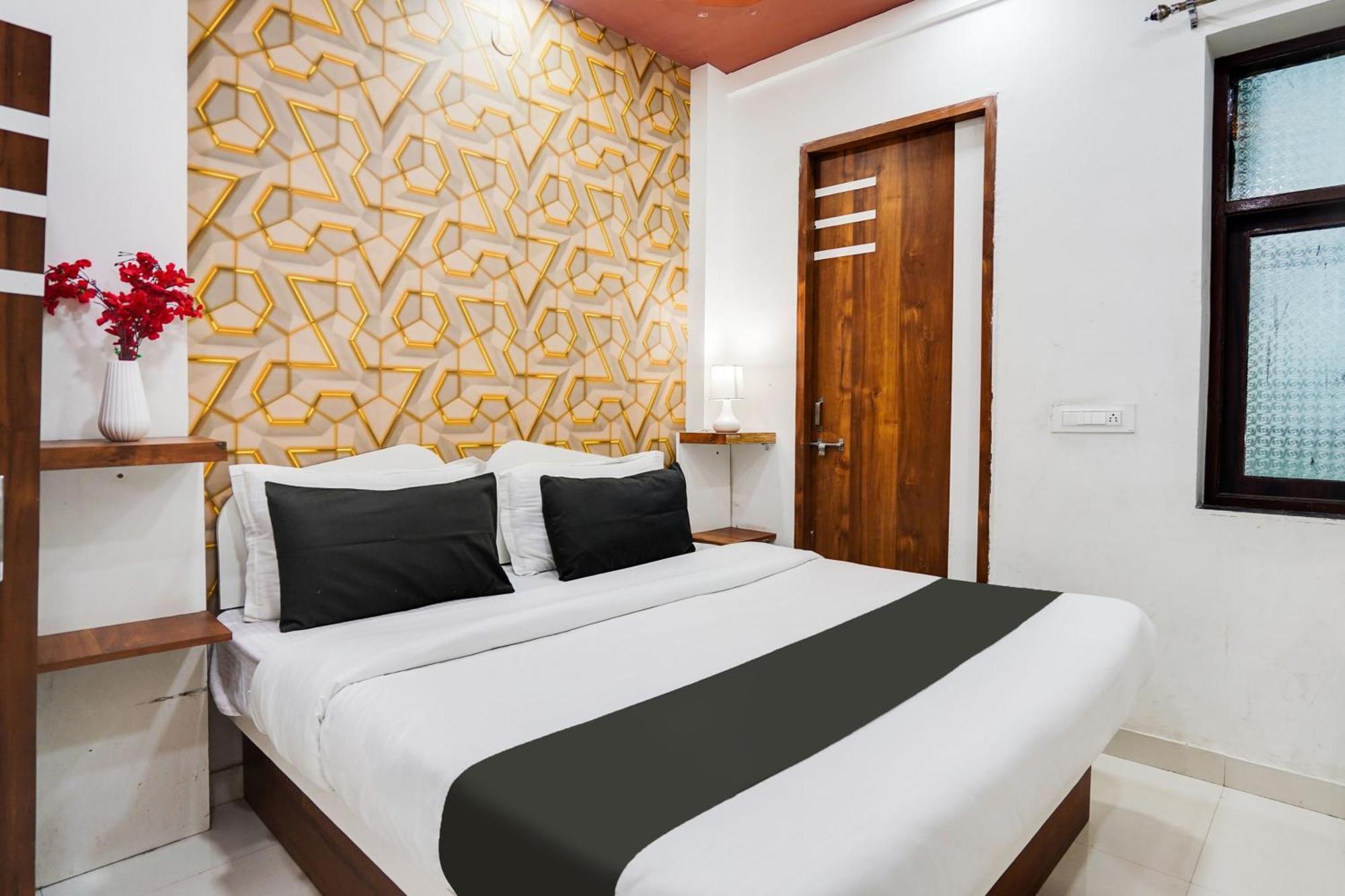 Super Oyo Hotel O Sky Wings Ajmer Eksteriør bilde