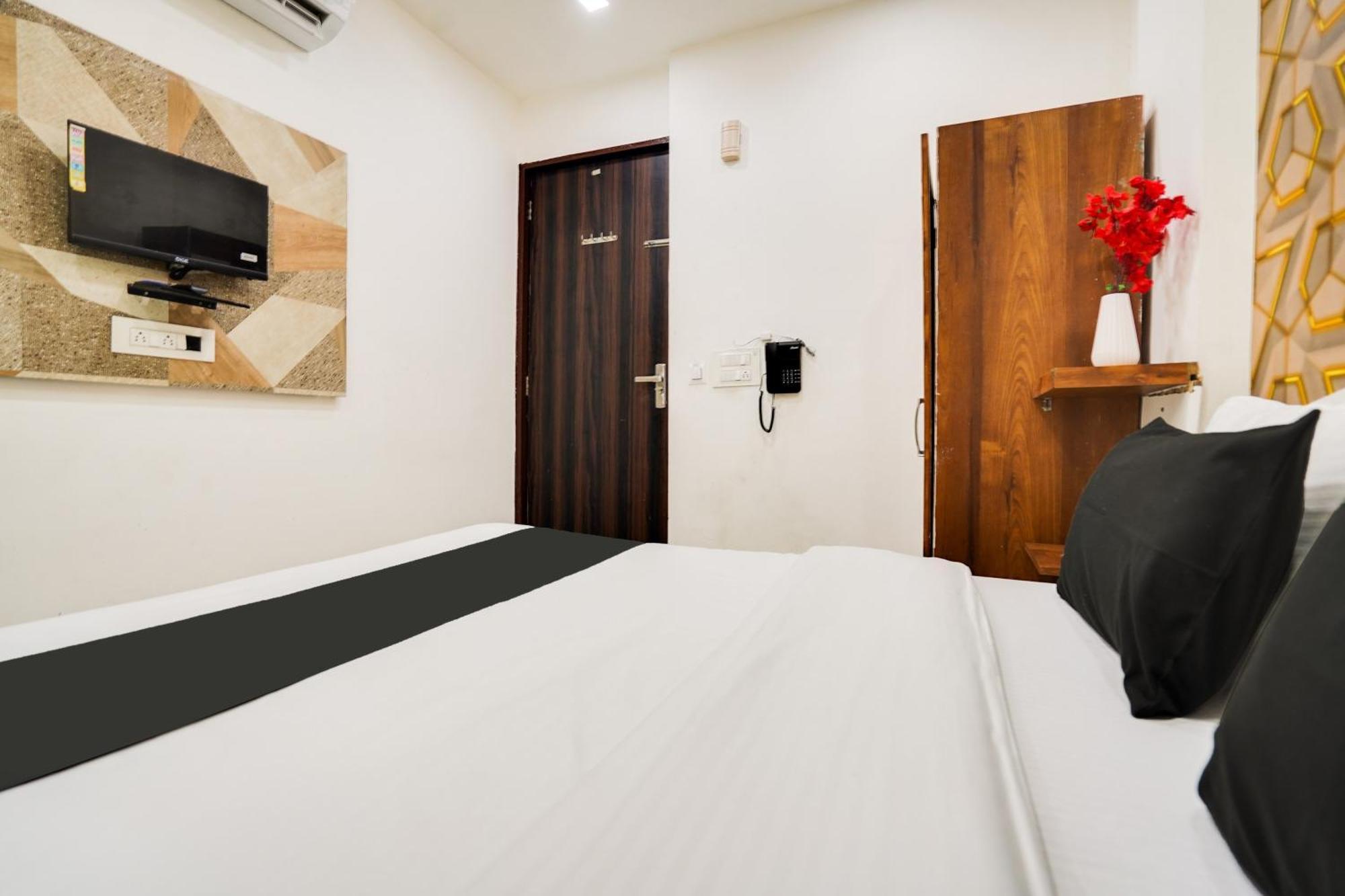 Super Oyo Hotel O Sky Wings Ajmer Eksteriør bilde