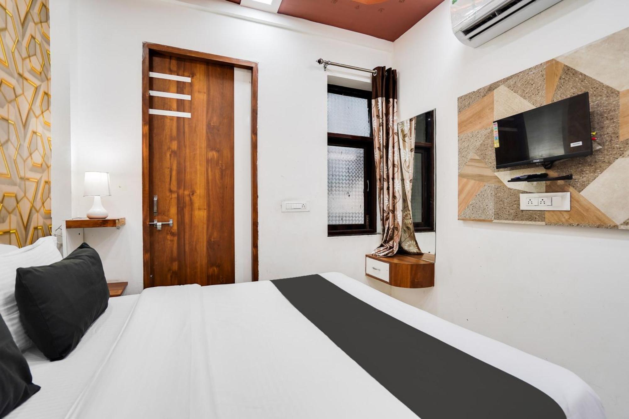 Super Oyo Hotel O Sky Wings Ajmer Eksteriør bilde