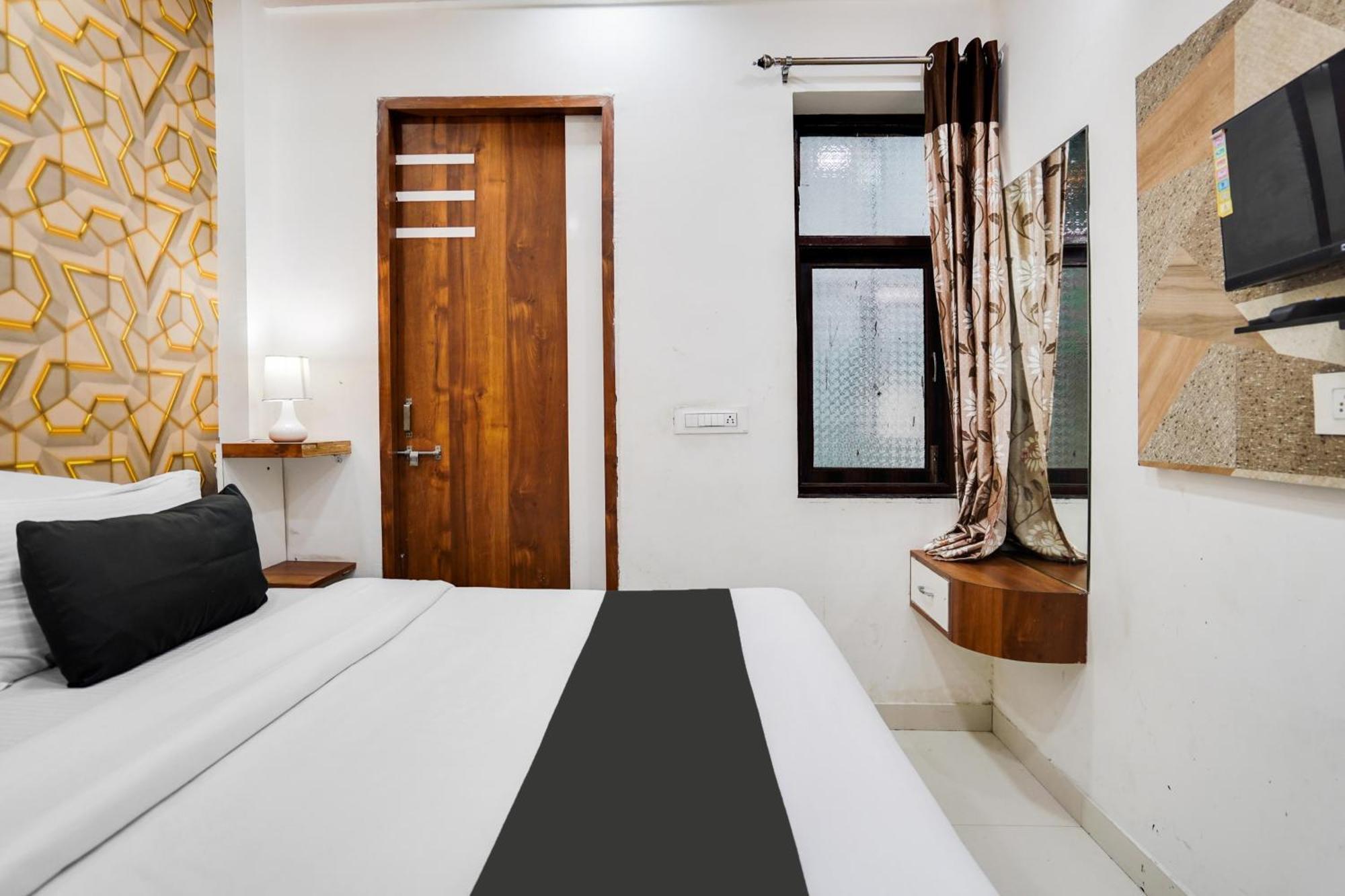 Super Oyo Hotel O Sky Wings Ajmer Eksteriør bilde